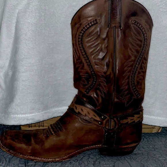 western style  leather boots - Picture 1 of 15